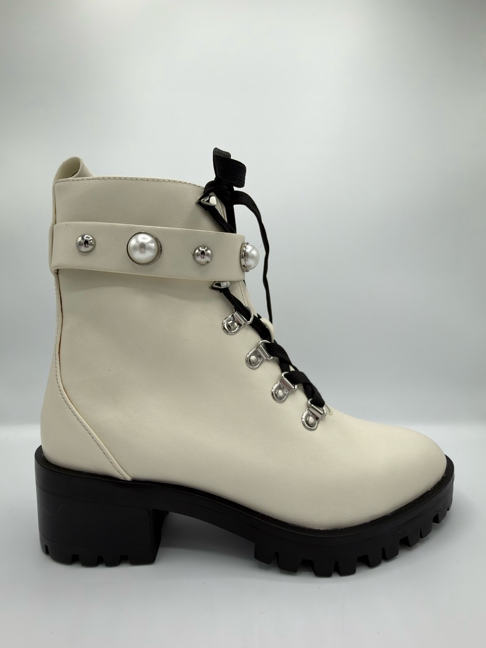 Karl Lagerfeld Paris Perry Ivory Combat Boots Pearl Studded Lug Sole Booties 7.5